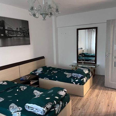 Apartament In Centrul Orasului Bacau Luaran gambar